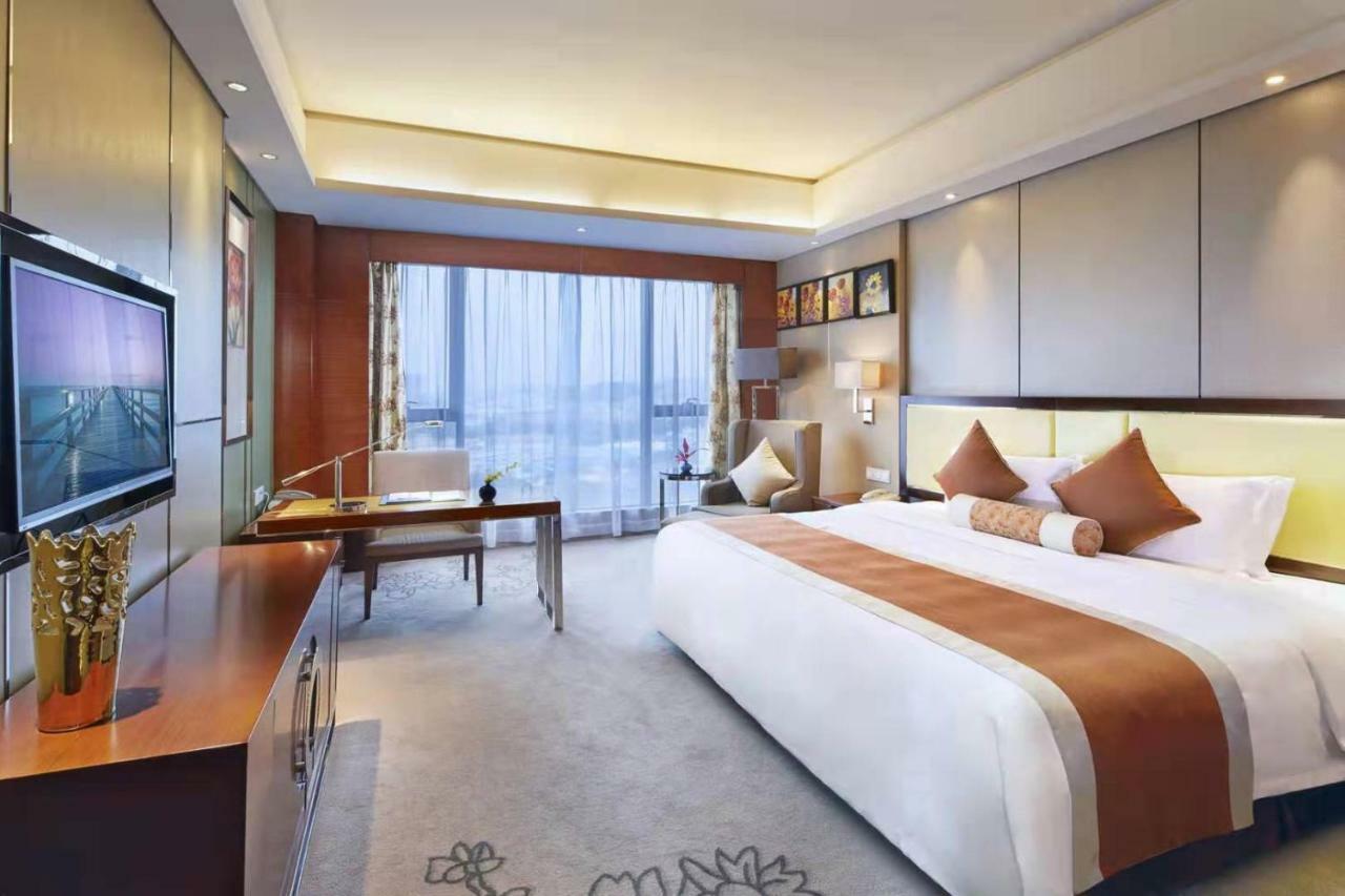 Guangzhou Changfeng Gloria Plaza Hotel ภายนอก รูปภาพ
